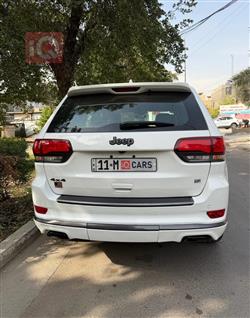 جيب جراند شيروكي